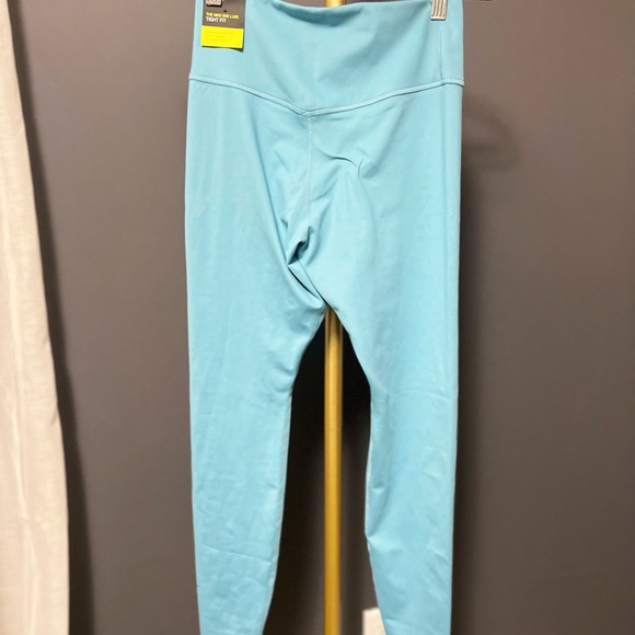 Nike Pants - Mid rise full length nike dri fit legging